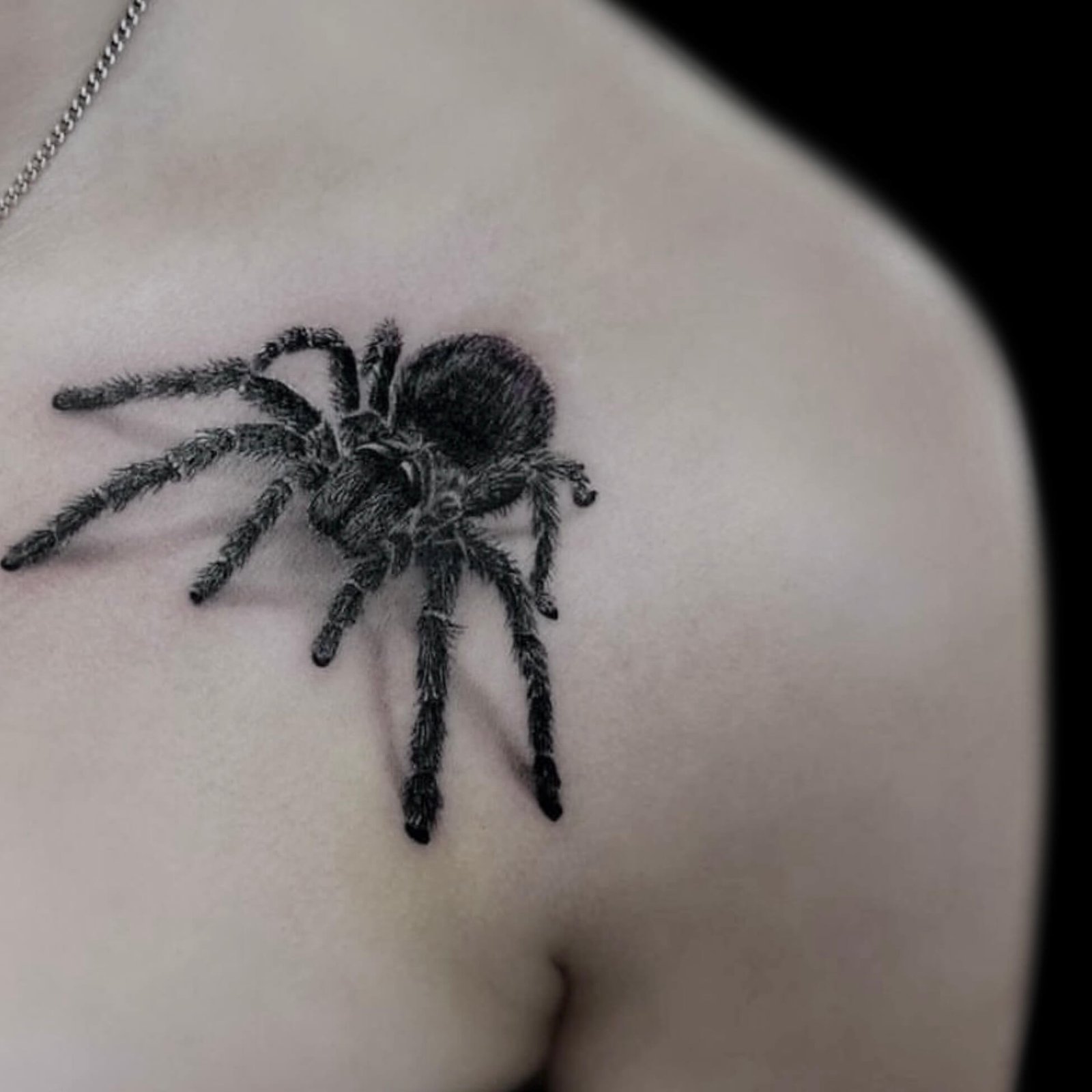 Realistische tattoo laten zetten bij Ninety-Nine Tattoos in Elst