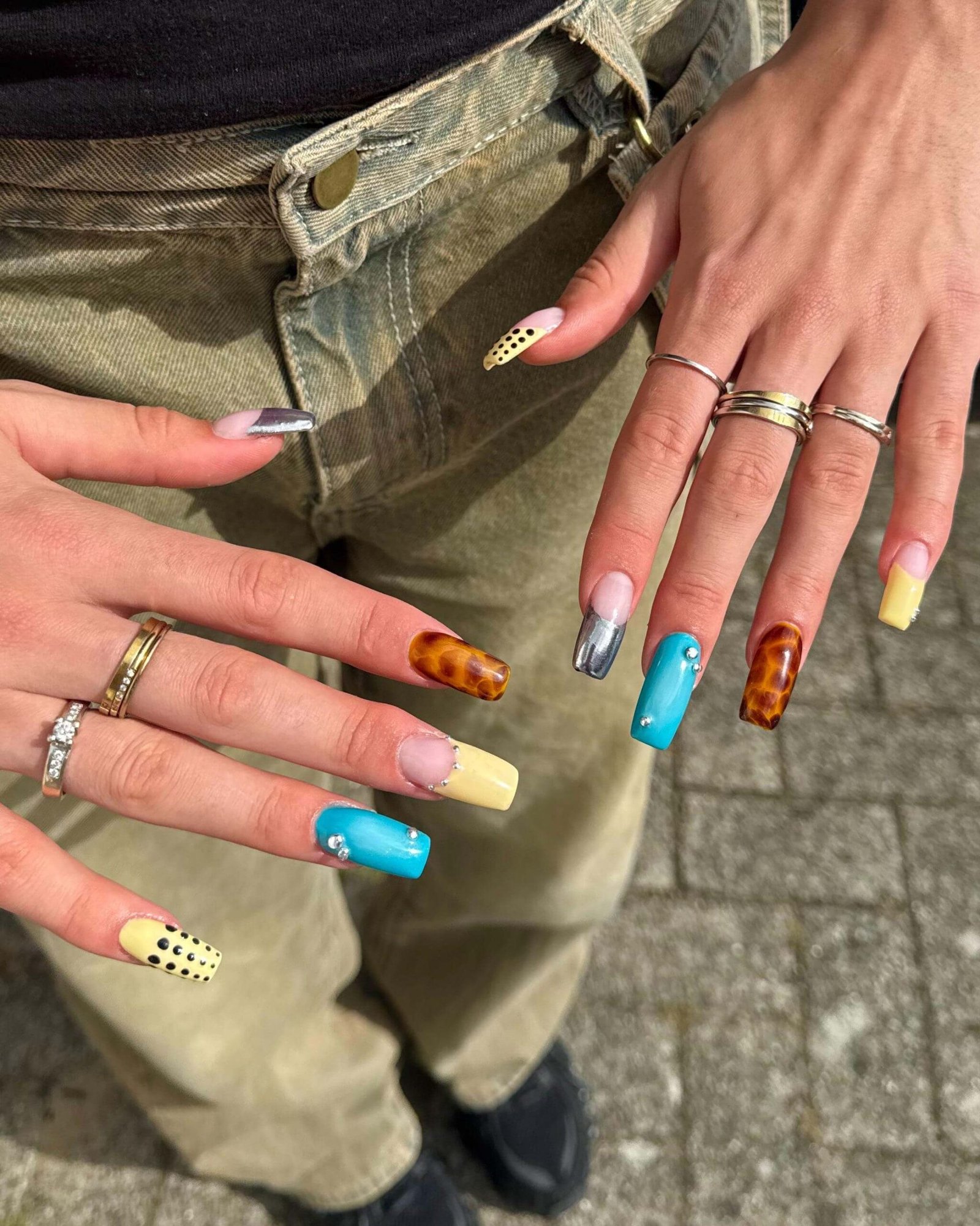 nagels laten zetten in Elst
