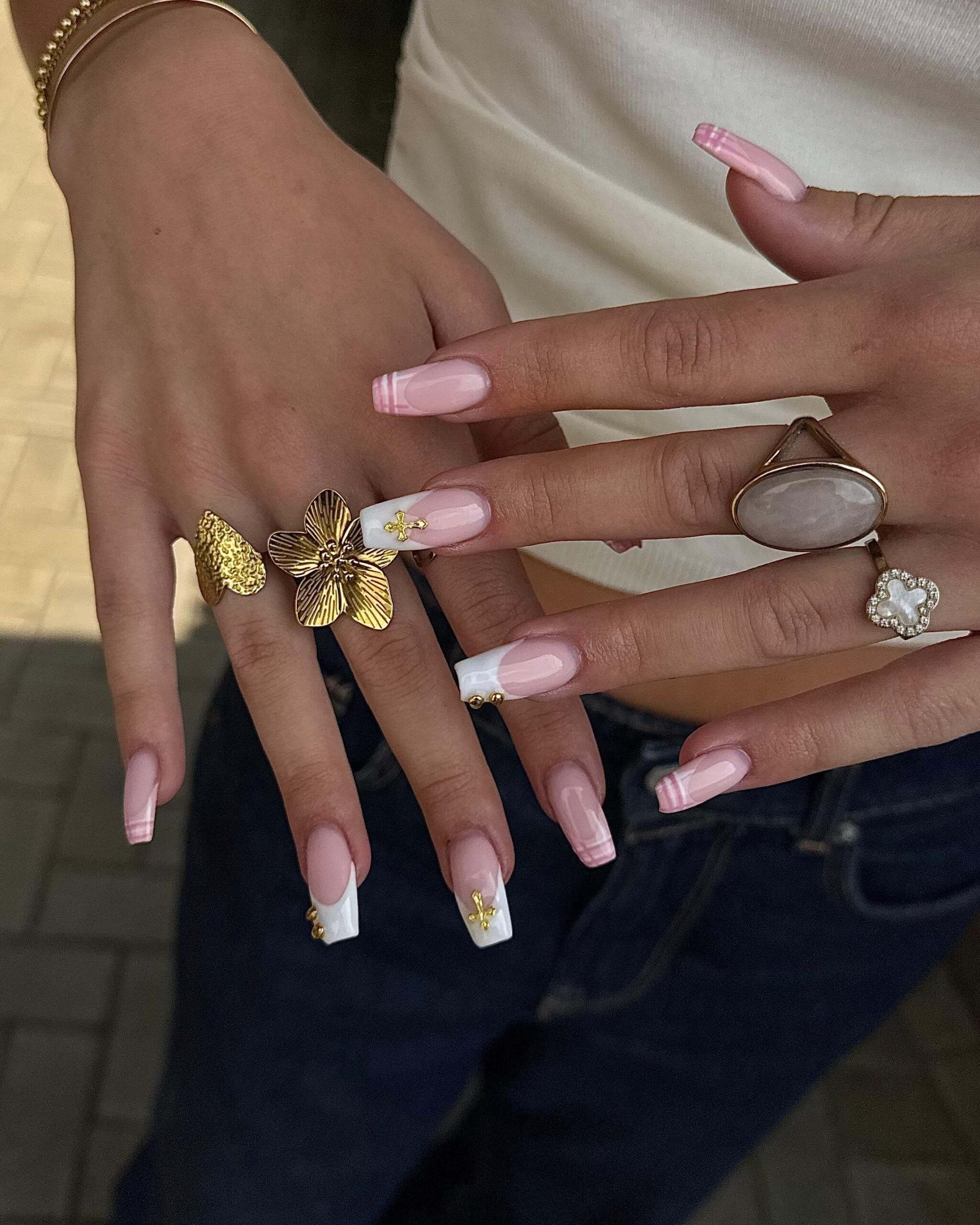 nagels laten zetten in Elst